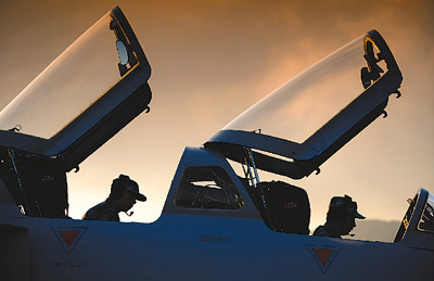 �Cе���鄂���_�麣�Ě��Z��7���w������(zh��n)�C�M���{(di��o)ԇ�� �������A��ӛ�� ���z