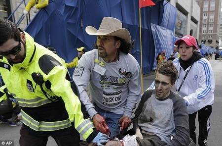 ����27�qС���ӽܸ����O��(�Ҷ�)�ڲ�ʿ�D��ը�����p�ȱ�ը