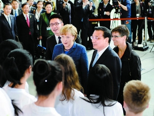 �ɇ�(gu��)������ͬ����(d��ng)���е��Z(y��)������(d��ng)�����M(j��n)�h�Z(y��)�ڵ�(gu��)�͵��Z(y��)���Ї�(gu��)�Ă��������c�Ї�(gu��)�_չ�����Ϳ��к������棬�W(xu��)�g(sh��)�I(l��ng)�����ͬ�Ӿ�����Ҫ���x�������ṩ�ڃɇ�(gu��)��W(xu��)���о��L����(ji��ng)�W(xu��)���p߅�����(xi��ng)Ŀ�Լ���ͬ�O(sh��)�������p�W(xu��)λ�Ĵ�W(xu��)�n�̵�