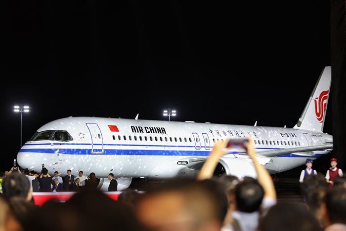 國航、南航接收首架C919飛機(jī)