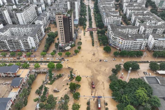 貴州榕江：災(zāi)后清淤清障工作有序進(jìn)行