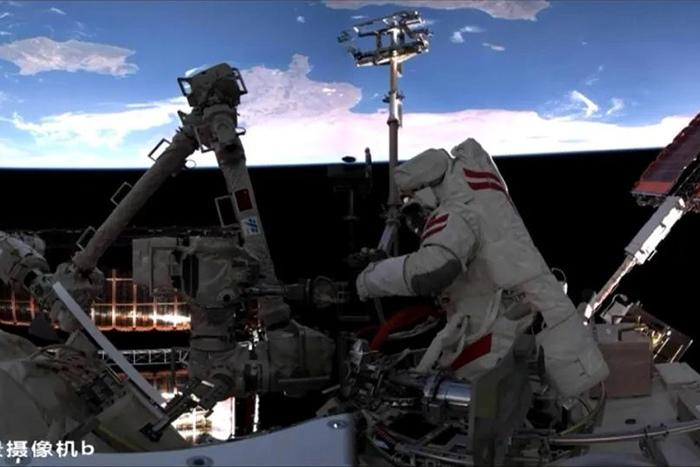 神舟二十號(hào)航天員乘組圓滿完成第二次出艙活動(dòng)