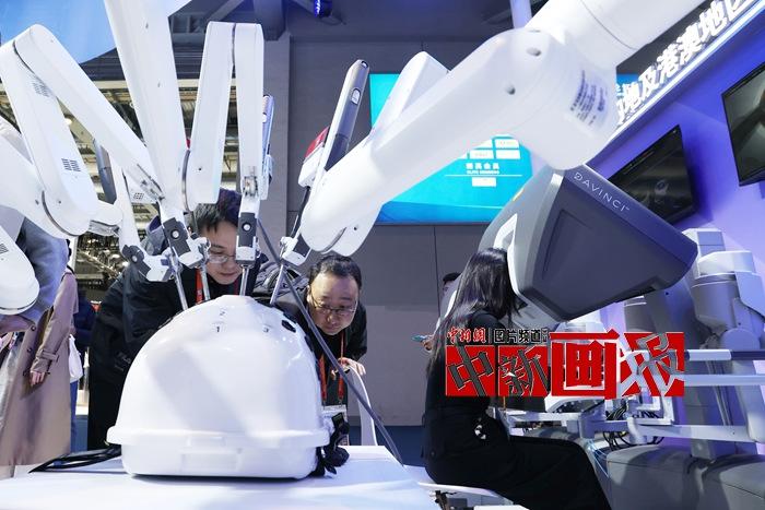 【中新畫報】走進(jìn)進(jìn)博會 一睹全球好物