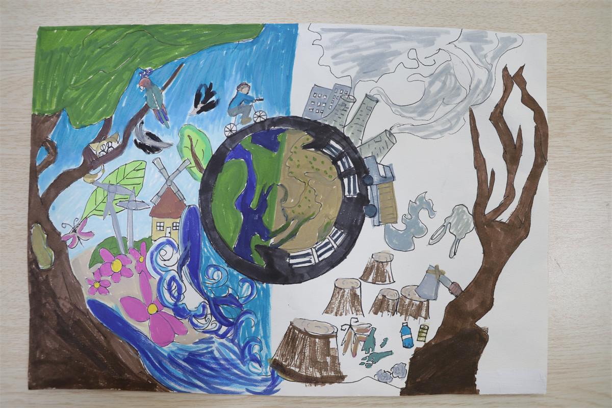 《保護(hù)環(huán)境，低碳出行》張雅涵 10歲