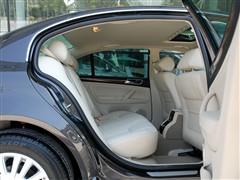 ��܇֮�� �Ϻ��� ���I(l��ng)�S 1.8t at �Ԅ�(d��ng)�����