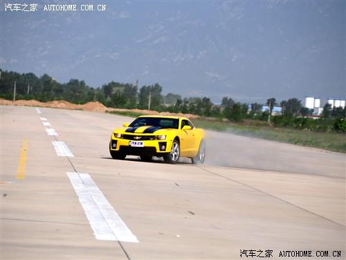 ��܇֮�� �M(j��n)��ѩ���m ѩ���mcamaro 2010�� 2ss