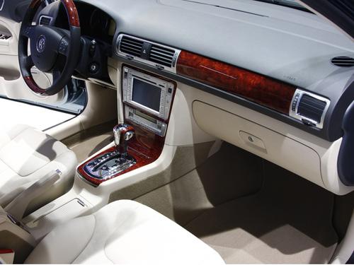 Ʒ�|(zh��)/�r(ji��)���ƽ�� �Ϻ�܇չ10����Y��܇