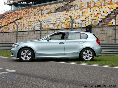 ��܇֮�� �M(j��n)�ڌ��R ���R1ϵ 120i �Ԅӓ�