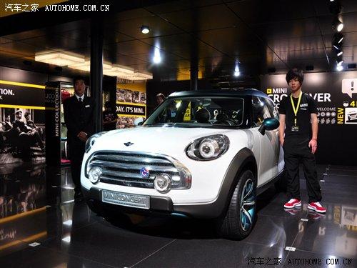 С̖��ڣ�MINI Coupe܇�ͷ��m�˸��װl(f��) ��܇֮��