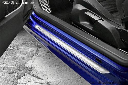 �Ӱ�R32���󱊰l(f��)��265�R����܇Golf R ��܇֮��