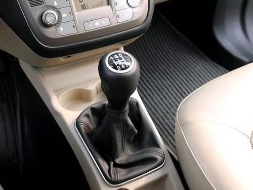 ����߀��(j��ng)����1.6L�����b�����l(f��)�әC܇��