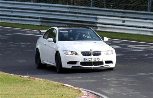 GT4��·�������ƌ��RM3��܇��ՙ���ع� ��܇֮��