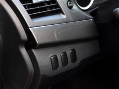 ��܇(ch��)֮�� �|����܇(ch��) �{(l��n)ɪ������ 2010�� 2.0l���A��mt