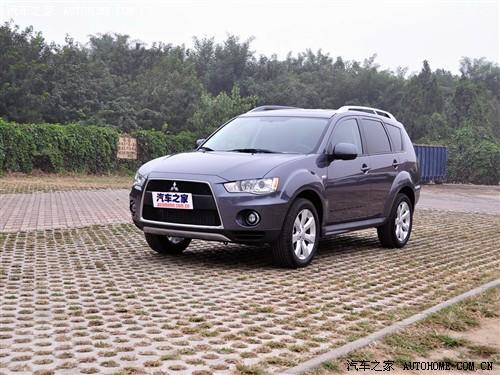 ��܇֮�� �M������ outlander ex 2010�� �Ž� 2.4 �r�а�