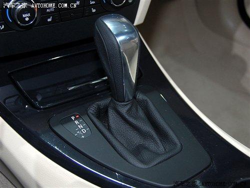 ����Ӳ픳�����T�������Č��R320i���� ��܇֮��