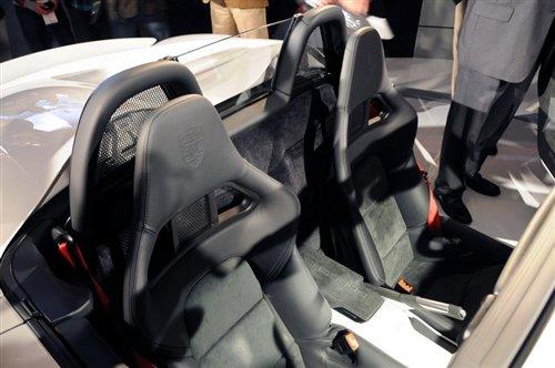 ���p�ı��r(sh��)�� �¿�Boxster Spyder�l(f��)�� ��܇֮��