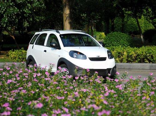 ����(ji��)�д����� ԇ�{�w�����SUV����X1 ��܇֮��