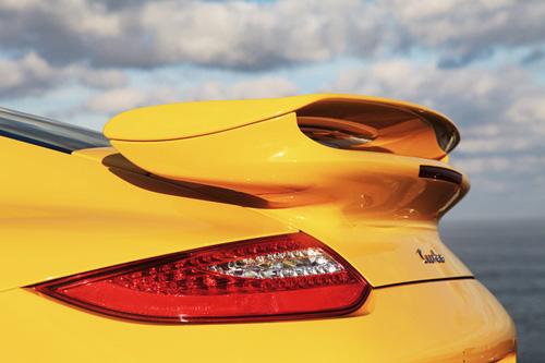 �ٶ�ˇ�g(sh��) ����ԇ�{�¿�r(sh��)��911 Turbo