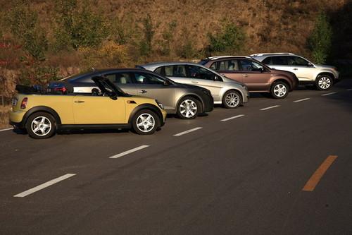 �帣�R�T ԇ�{���30�f��(j��)�e��ͬ܇��