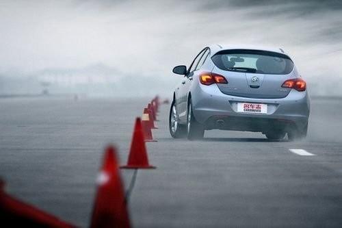 �\(y��n)��(d��ng)����� �y(c��)ԇ�Ϻ�ͨ�Äe��Ӣ��XT