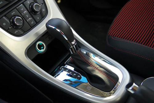 �\(y��n)��(d��ng)�x�l(shu��) �e��Ӣ�ʌ�(du��)�ȸ��ظ���˹�Ɏ�