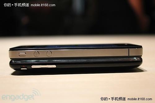 ͬ�T(m��n)��(du��)�Q��iPhone 4 vs iPhone 3GS