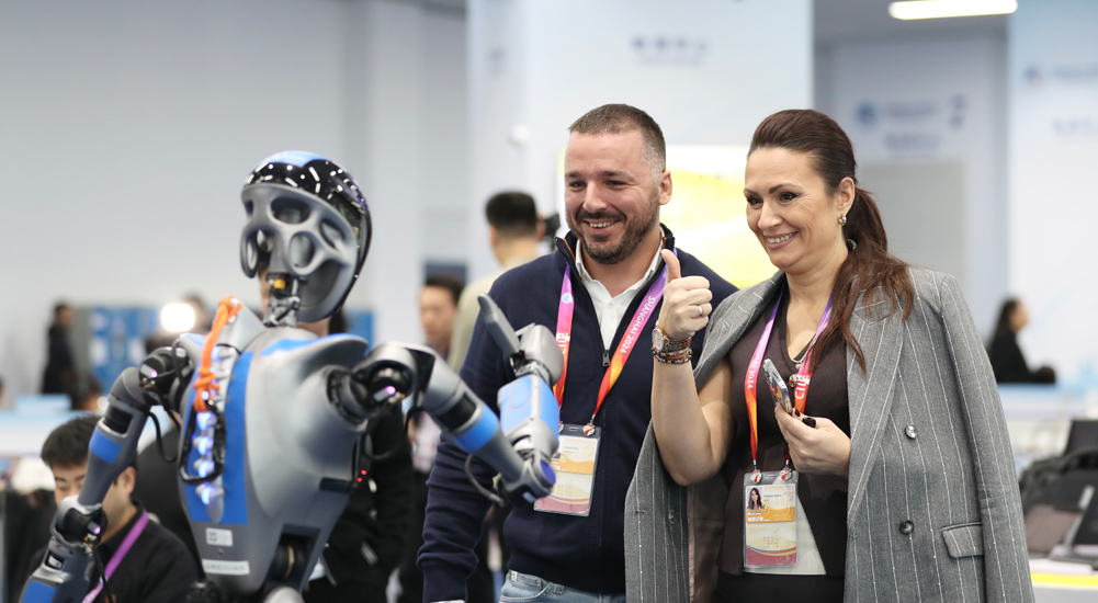 【中新畫報(bào)】太超前了，進(jìn)博會(huì)！