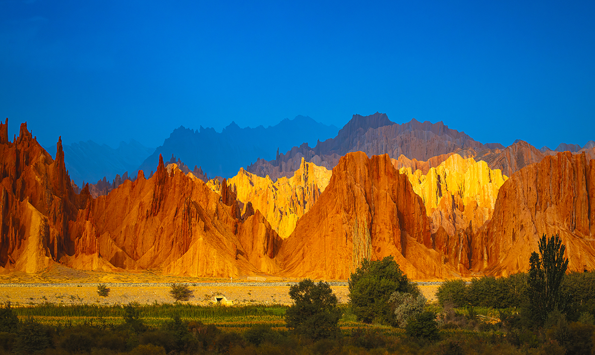 【這個(gè)城市有點(diǎn)潮】阿克蘇：新疆“甜心” 紅到滿屏熱烈