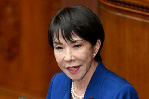 從屢次“拜鬼”到強(qiáng)軍擴(kuò)武，高市早苗越走越危險(xiǎn)