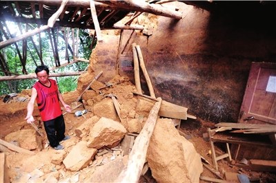 云南彝良災區(qū)長期貧困:部分兒童沒吃過方便面