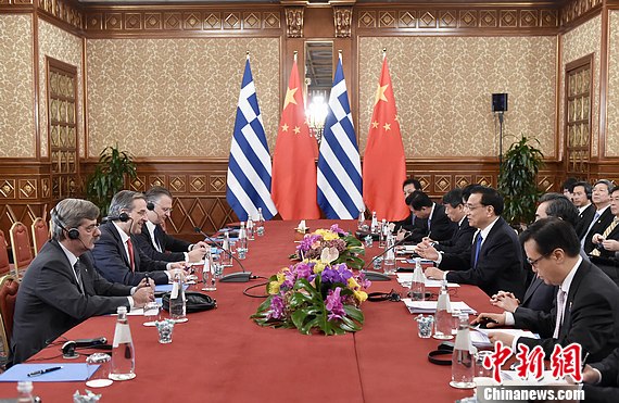 李克強(qiáng)會見希臘總理:中國支持中方企業(yè)參與希臘私有化項目