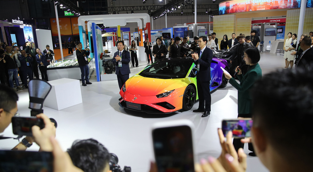 【中新畫報(bào)】進(jìn)博會(huì)里Citywalk，根本停不下來(lái)！